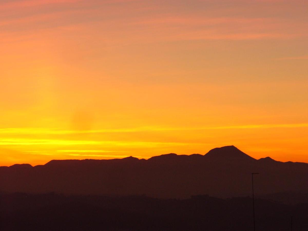Rosso Di Sera Castelfidardo Kültér fotó